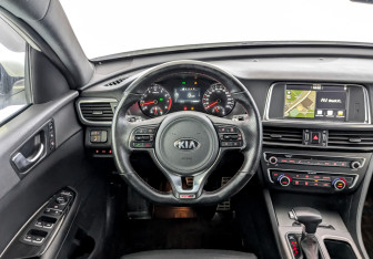 Подержанный автомобиль Kia Optima Sedan 2017 года (22 фото)