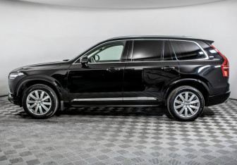 Подержанный автомобиль Volvo XC90 2016 года (8 фото)