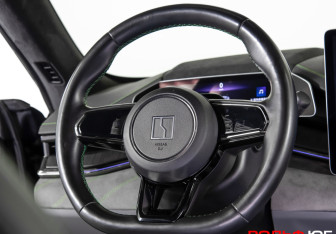 Подержанный автомобиль Zeekr 001 2023 года (12 фото)