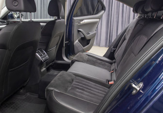 Подержанный автомобиль Skoda Superb Liftback 2021 года (12 фото)