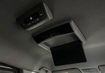 Подержанный автомобиль Honda Stepwgn 2018 года (16 фото)