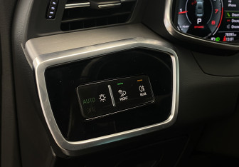 Подержанный автомобиль Audi A7 2021 года (17 фото)