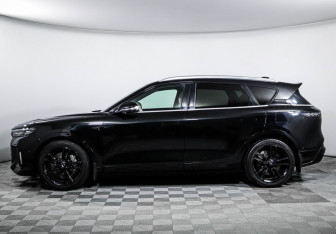 Подержанный автомобиль Voyah Free 2023 года (8 фото)