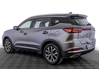 Подержанный автомобиль Chery Tiggo 7 Pro 2022 года (7 фото)