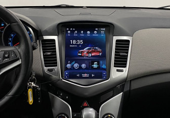 Подержанный автомобиль Chevrolet Cruze Sedan 2010 года (12 фото)