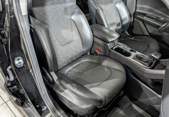 Подержанный автомобиль Москвич 3 2023 года (22 фото)