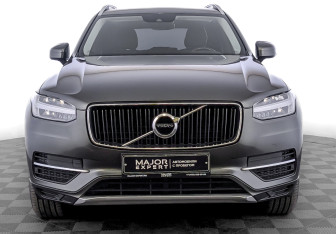 Подержанный автомобиль Volvo XC90 2018 года (2 фото)