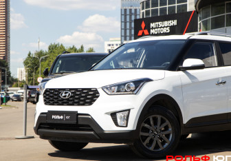 Подержанный автомобиль Hyundai Creta 2020 года (15 фото)