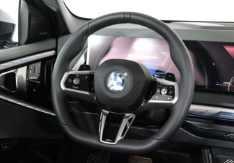 Новый BMW X3 2025 (13 фото)