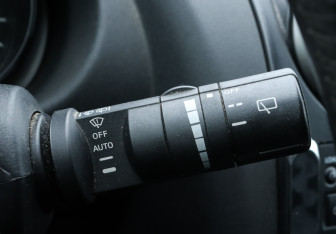 Подержанный автомобиль Nissan Qashqai 2008 года (17 фото)