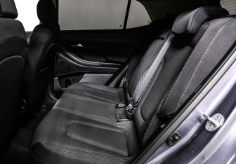 Подержанный автомобиль Hyundai Creta 2021 года (13 фото)