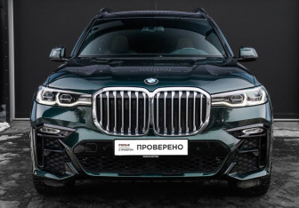 Подержанный автомобиль BMW X7 2019 года (2 фото)