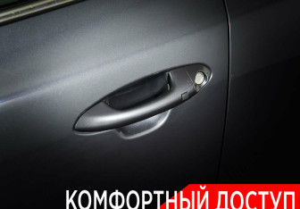 Подержанный автомобиль Kia Ceed Hatchback 2015 года (16 фото)
