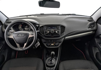 Подержанный автомобиль LADA (ВАЗ) Vesta Sedan 2016 года (14 фото)