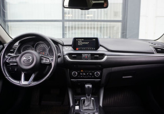 Подержанный автомобиль Mazda 6 Sedan 2017 года (12 фото)