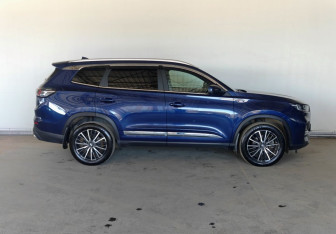 Подержанный автомобиль Chery Tiggo 8 Pro Max 2023 года (8 фото)