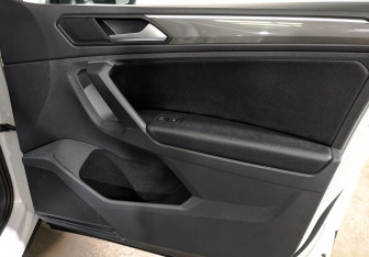 Подержанный автомобиль Volkswagen Tiguan 2019 года (24 фото)