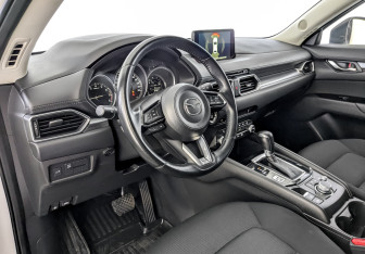 Подержанный автомобиль Mazda CX-5 2021 года (16 фото)