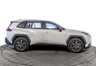 Новый Toyota RAV4 2025 (4 фото)