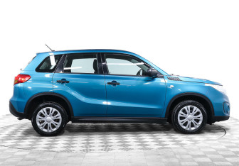 Подержанный автомобиль Suzuki Vitara 2016 года (4 фото)