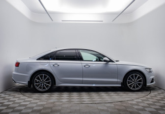 Подержанный автомобиль Audi A6 Sedan 2017 года (4 фото)