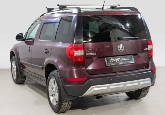 Подержанный автомобиль Skoda Yeti 2014 года (7 фото)