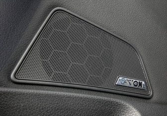 Подержанный автомобиль Skoda Superb Liftback 2016 года (26 фото)