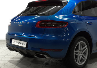 Подержанный автомобиль Porsche Macan 2017 года (8 фото)