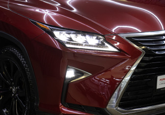 Подержанный автомобиль Lexus RX 2019 года (25 фото)