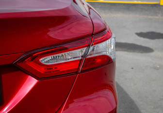 Подержанный автомобиль Toyota Camry Sedan 2021 года (14 фото)