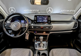 Подержанный автомобиль Kia Seltos 2020 года (14 фото)