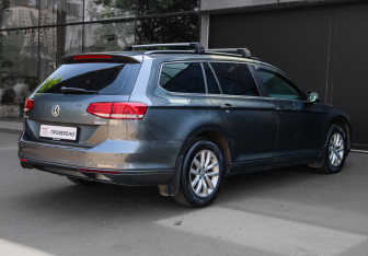 Подержанный автомобиль Volkswagen Passat Wagon 2016 года (4 фото)