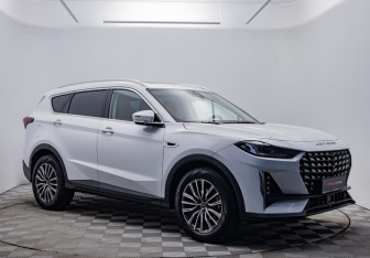Подержанный автомобиль Jetour X70 2023 года (7 фото)