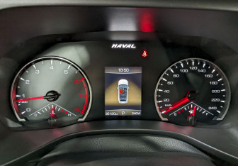 Подержанный автомобиль Haval Jolion 2022 года (25 фото)