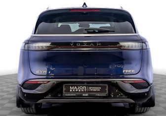 Подержанный автомобиль Voyah Free 2022 года (6 фото)