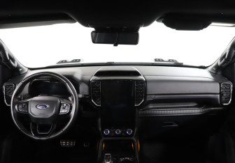 Подержанный автомобиль Ford Ranger 2023 года (12 фото)
