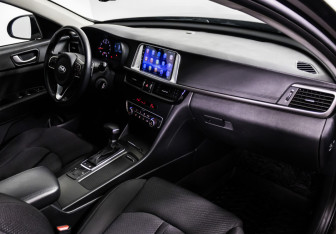 Подержанный автомобиль Kia Optima Sedan 2016 года (9 фото)