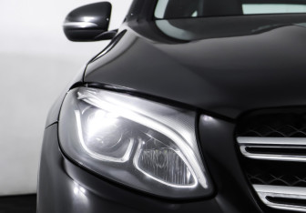 Подержанный автомобиль Mercedes-Benz GLC Coupe 2018 года (24 фото)