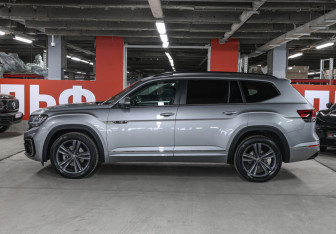 Подержанный автомобиль Volkswagen Teramont 2021 года (8 фото)