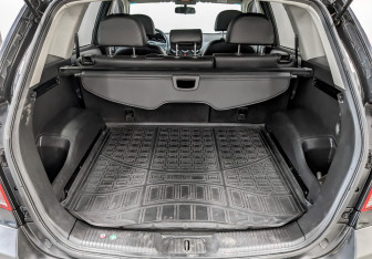 Подержанный автомобиль Opel Antara 2015 года (9 фото)