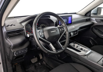 Подержанный автомобиль Haval Jolion 2023 года (15 фото)