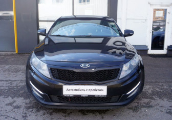 Подержанный автомобиль Kia Optima Sedan 2011 года (2 фото)