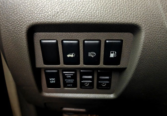 Подержанный автомобиль Nissan Murano Suv 2011 года (16 фото)