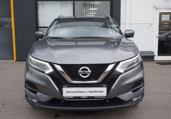 Подержанный автомобиль Nissan Qashqai 2021 года (2 фото)