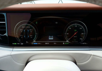 Подержанный автомобиль Voyah Free 2024 года (30 фото)