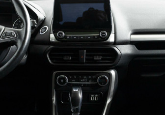 Подержанный автомобиль Ford EcoSport 2020 года (10 фото)