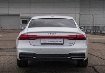 Подержанный автомобиль Audi A7 2018 года (6 фото)