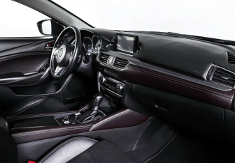 Подержанный автомобиль Mazda 6 Sedan 2016 года (10 фото)