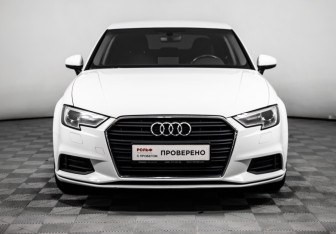 Подержанный автомобиль Audi A3 Sedan 2018 года (2 фото)