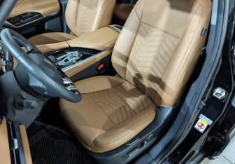 Подержанный автомобиль Changan CS95 2024 года (10 фото)